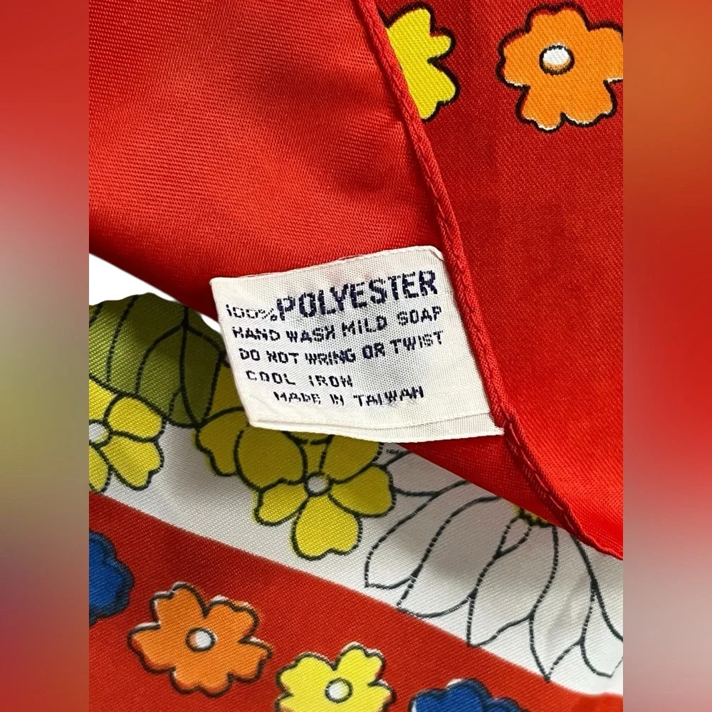 Vintage Rain-Fold Scarf All Weather Floral Red Orange Polyester 27